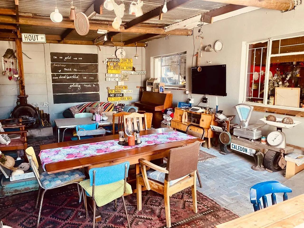 Bed & Breakfast Suzies Huis Restaurant Bed And Breakfast Cape Town South Africa