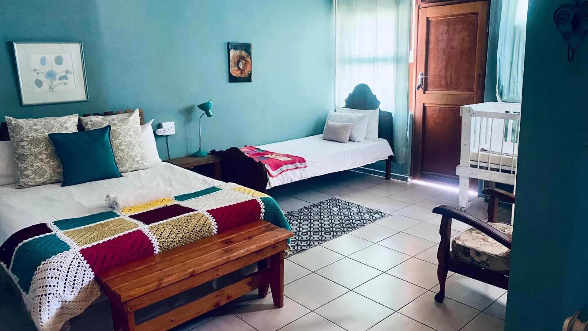 Suzies Huis Restaurant Bed And Breakfast Cape Town South Africa