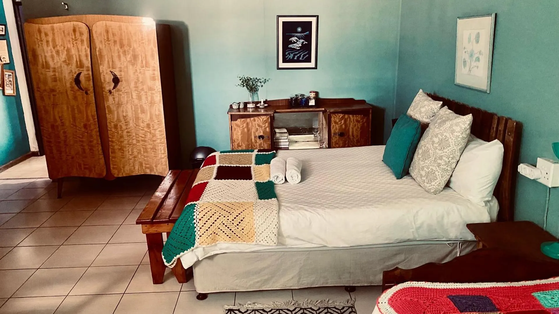 Suzies Huis Restaurant Bed And Breakfast Cape Town Bed & Breakfast