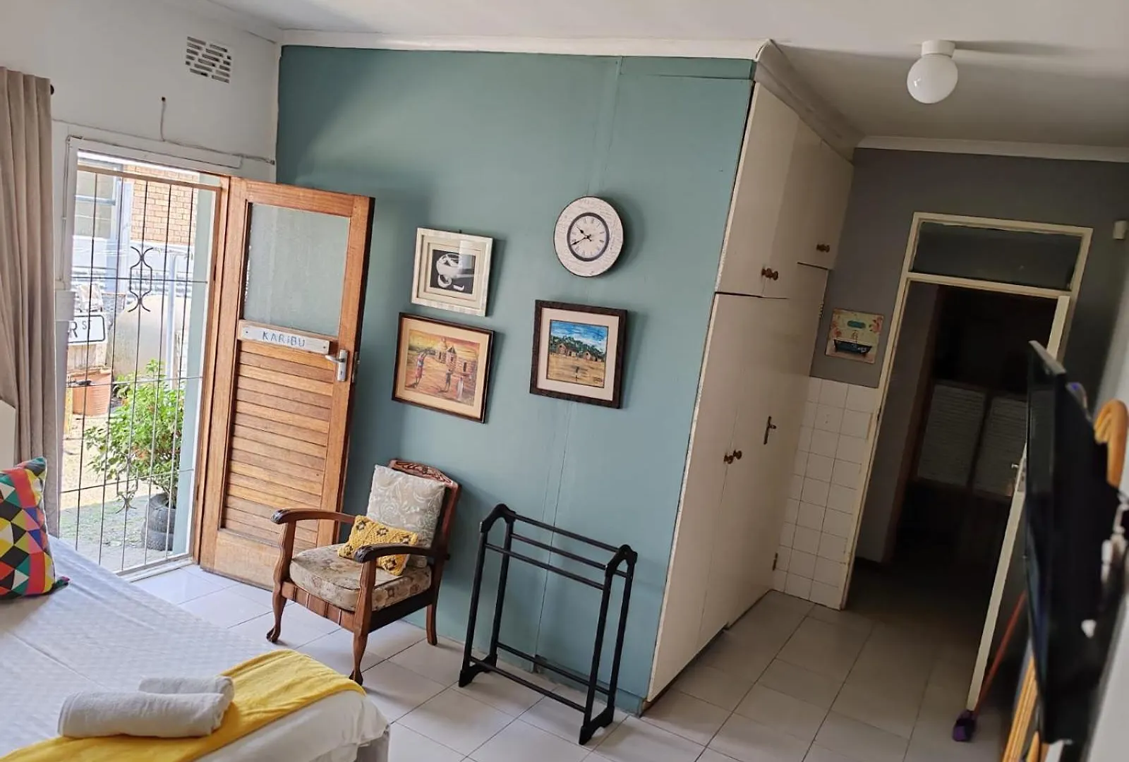 Suzies Huis Restaurant Bed And Breakfast Cape Town Bed & Breakfast