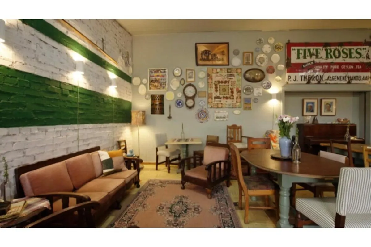 Bed & Breakfast Suzies Huis Restaurant Bed And Breakfast Cape Town