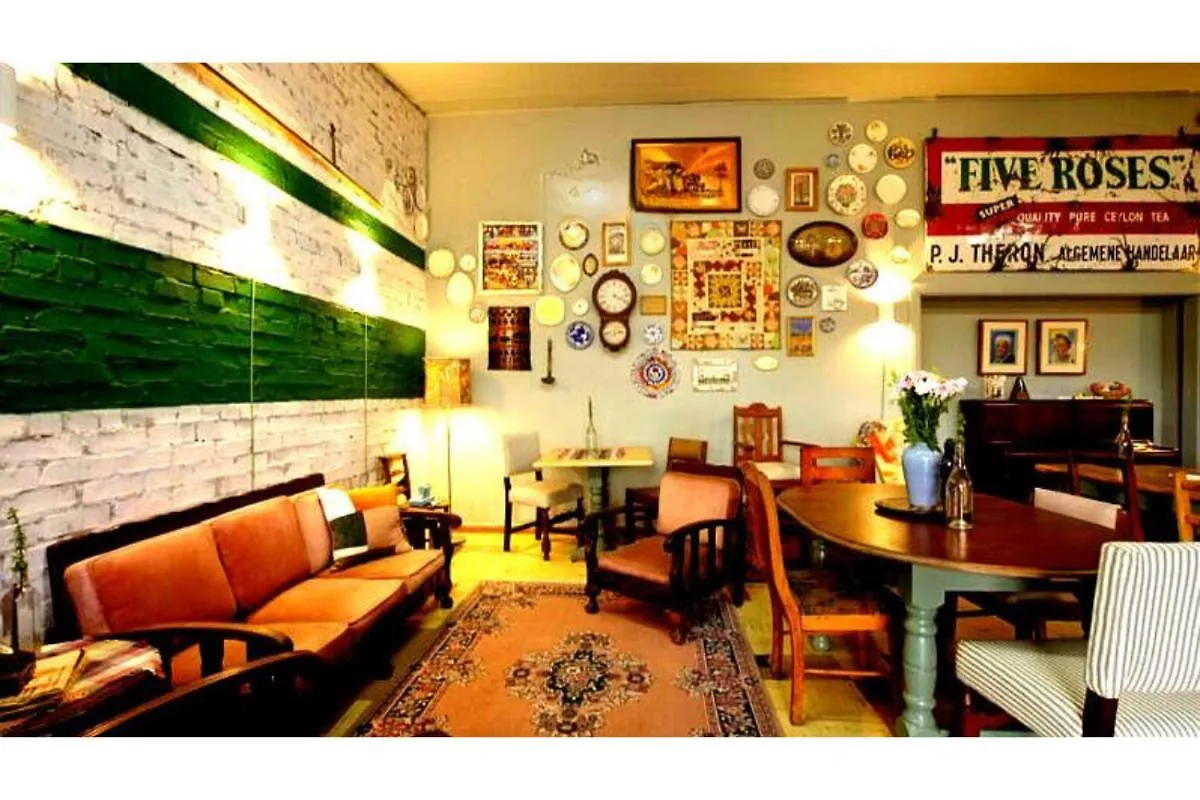 Suzies Huis Restaurant Bed And Breakfast Cape Town Bed & Breakfast