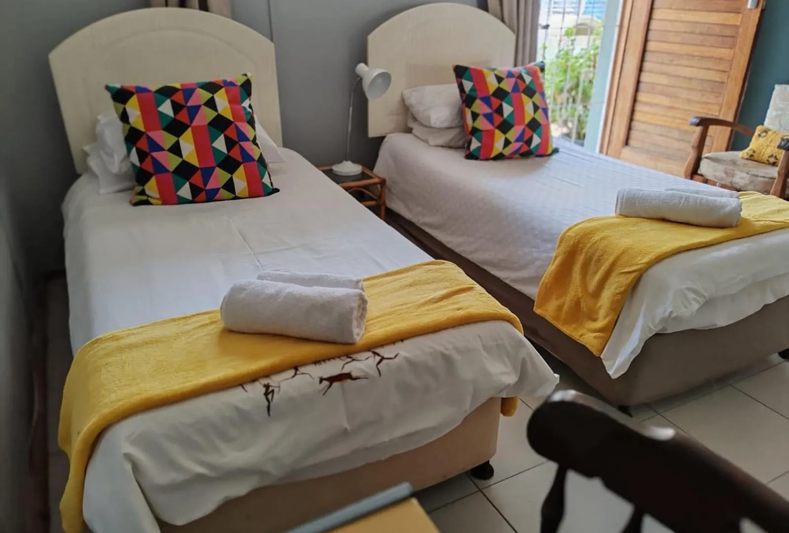 Suzies Huis Restaurant Bed And Breakfast Cape Town
